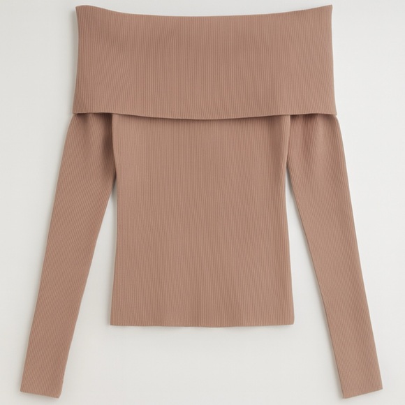 Wilfred Off-Shoulder Tan Sweater - Picture 2 of 3